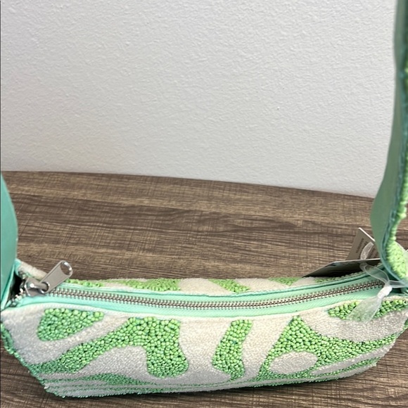 Made In India | Beaded Shoulder Bag 💚 - Picture 6 of 8